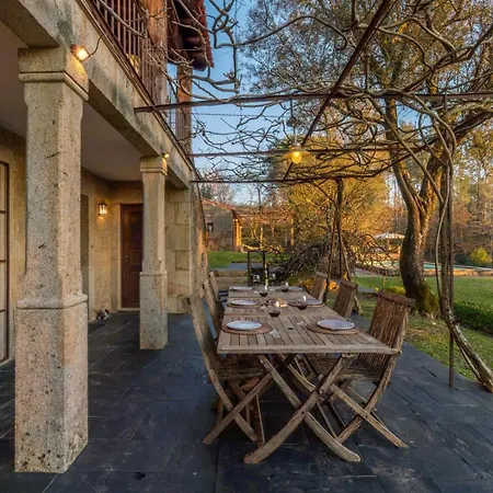 Villa Portugal Active Sao Juliao Retreat | Pool, Jacuzzi & Garden Escape *