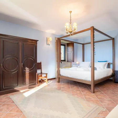 Villa Portugal Active Sao Juliao Retreat | Pool, Jacuzzi & Garden Escape